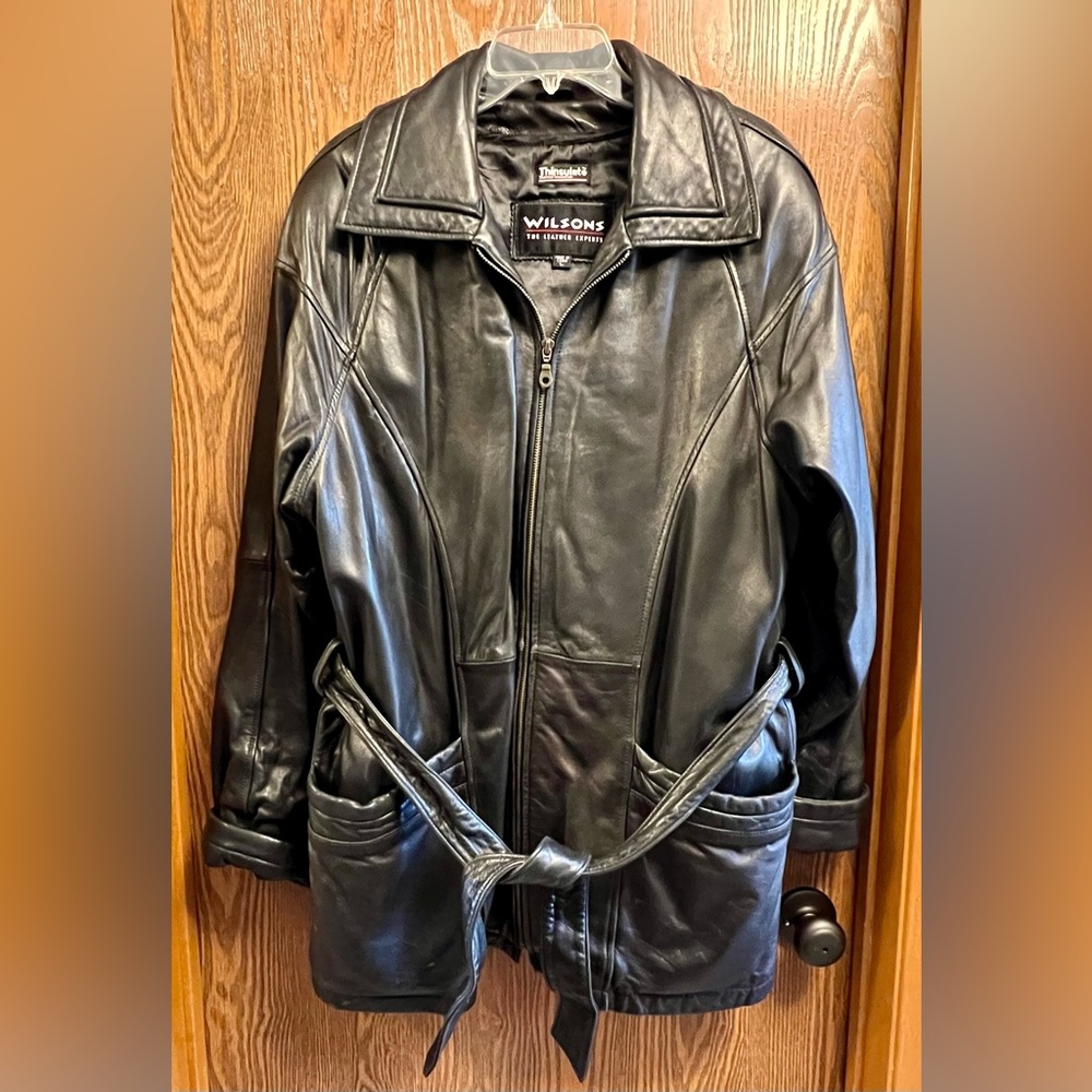 Wilson’s Leather: Large - Belted, 2-pocket, zipper blazer with removable liner.